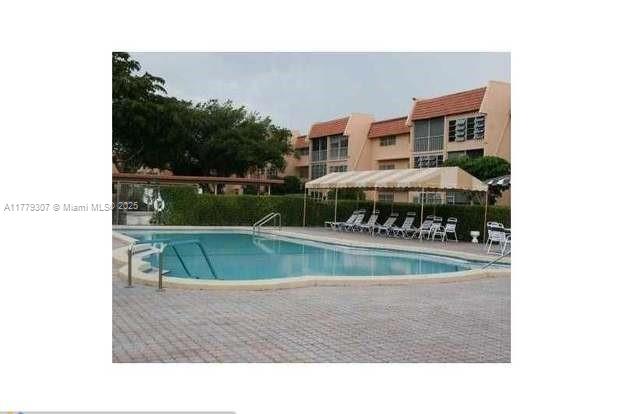 ORIOLE GOLF & TENNIS CLUB - Residential