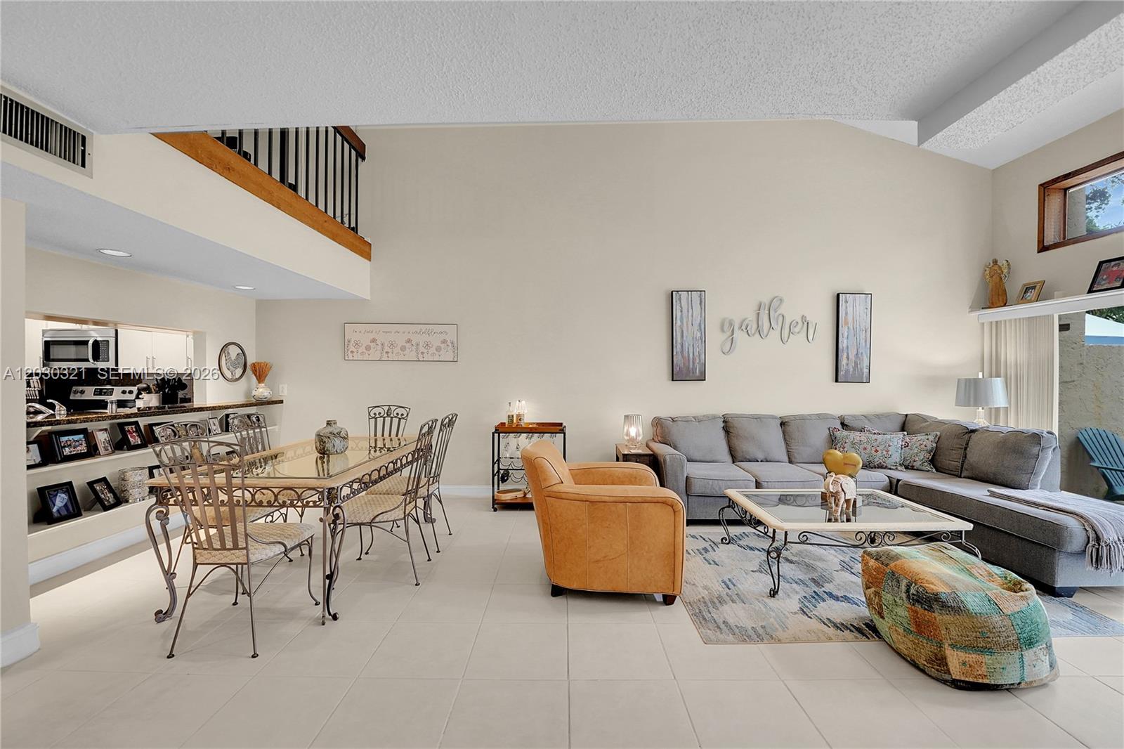 WOODLET CONDO - Residential