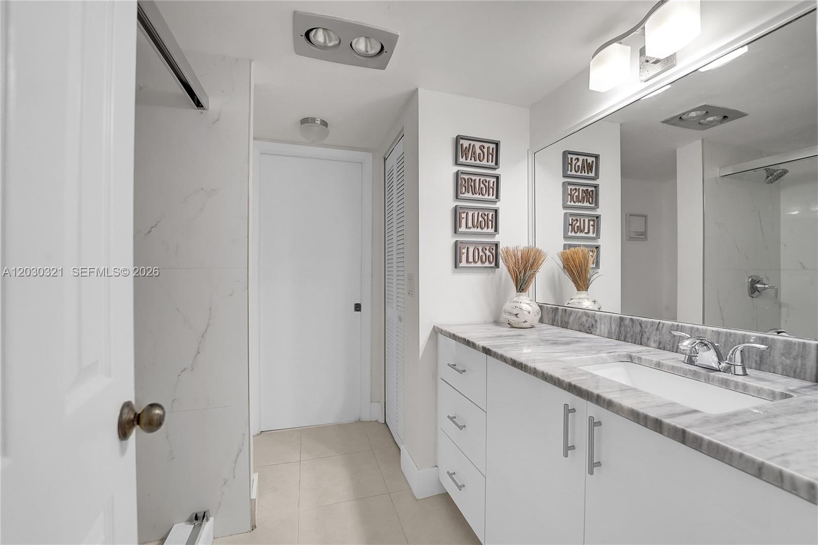 WOODLET CONDO - Residential