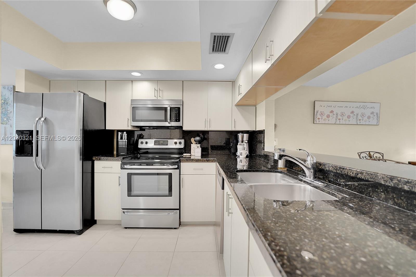 WOODLET CONDO - Residential