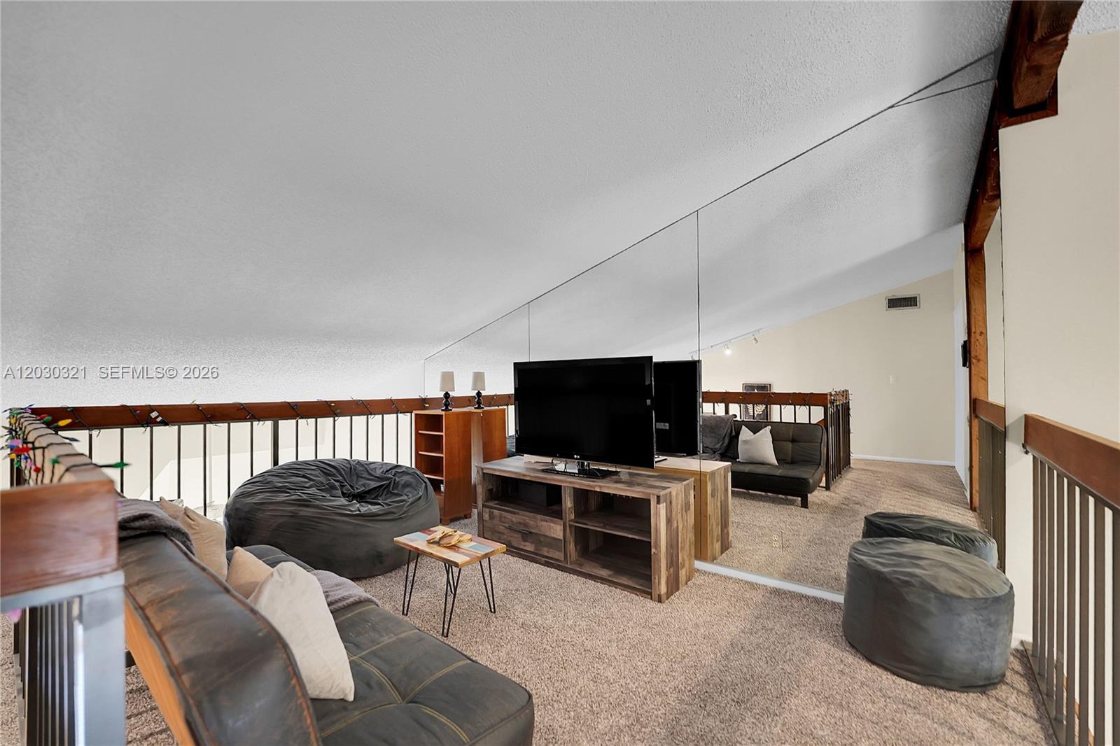 WOODLET CONDO - Residential