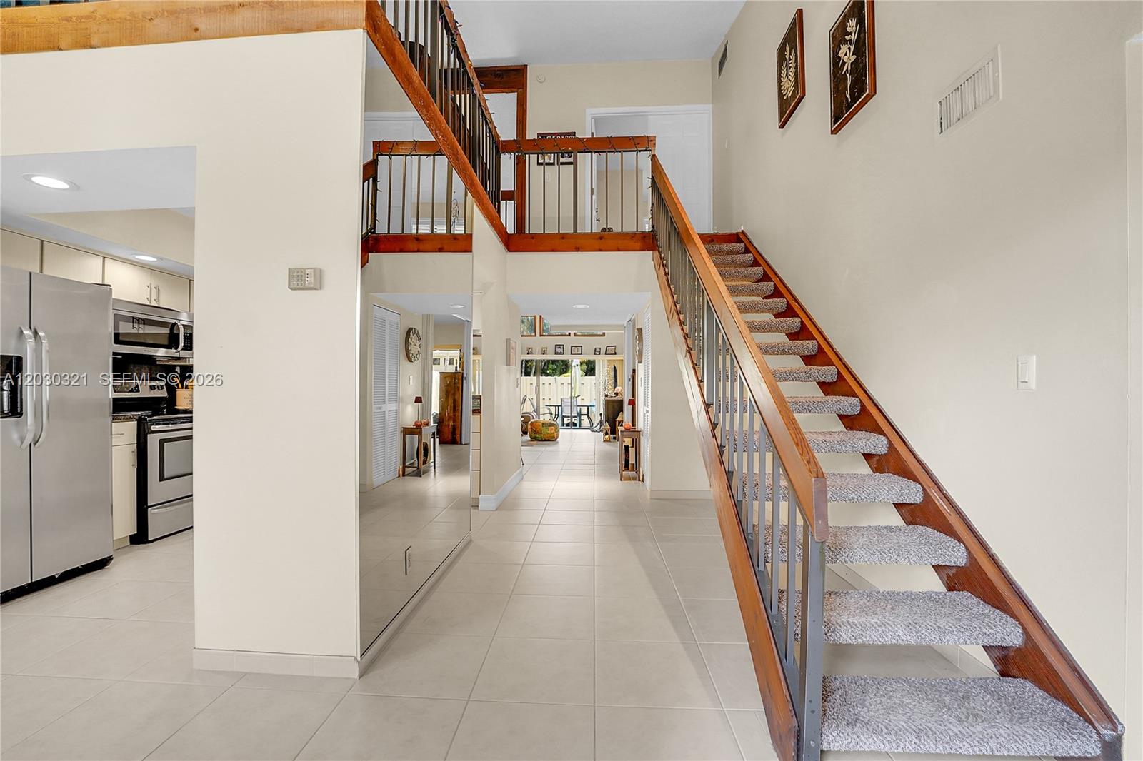WOODLET CONDO - Residential