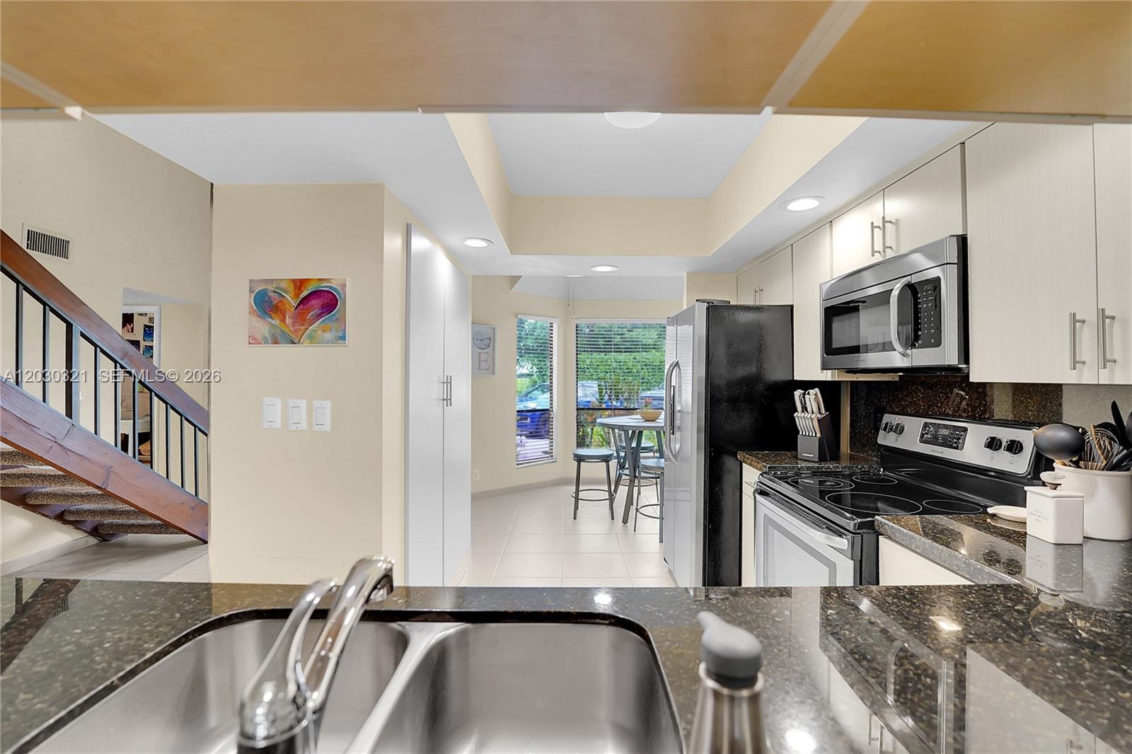 WOODLET CONDO - Residential
