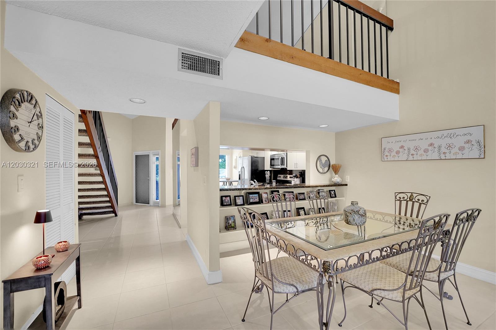 WOODLET CONDO - Residential