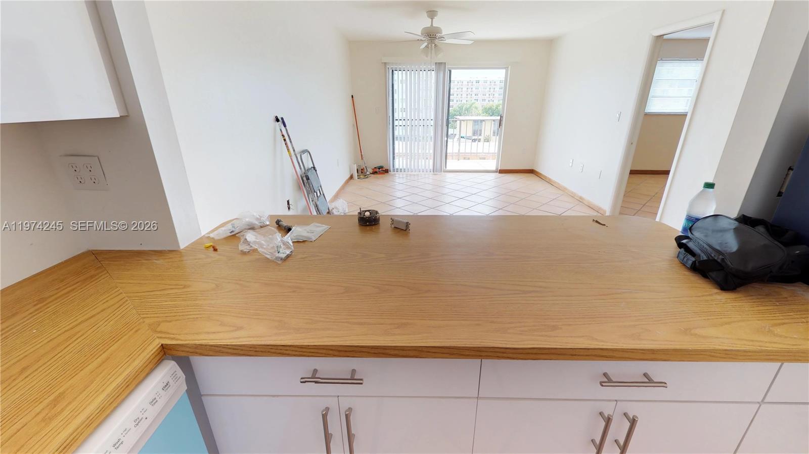 CARIBBEAN HOUSE CONDO - Residential