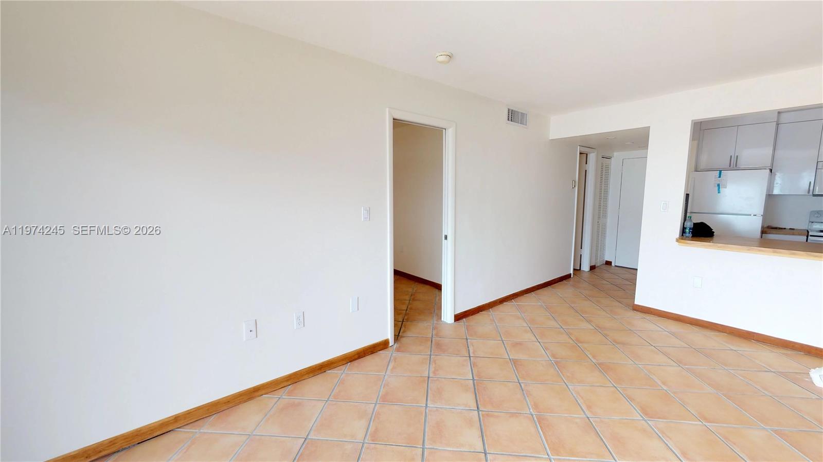 CARIBBEAN HOUSE CONDO - Residential