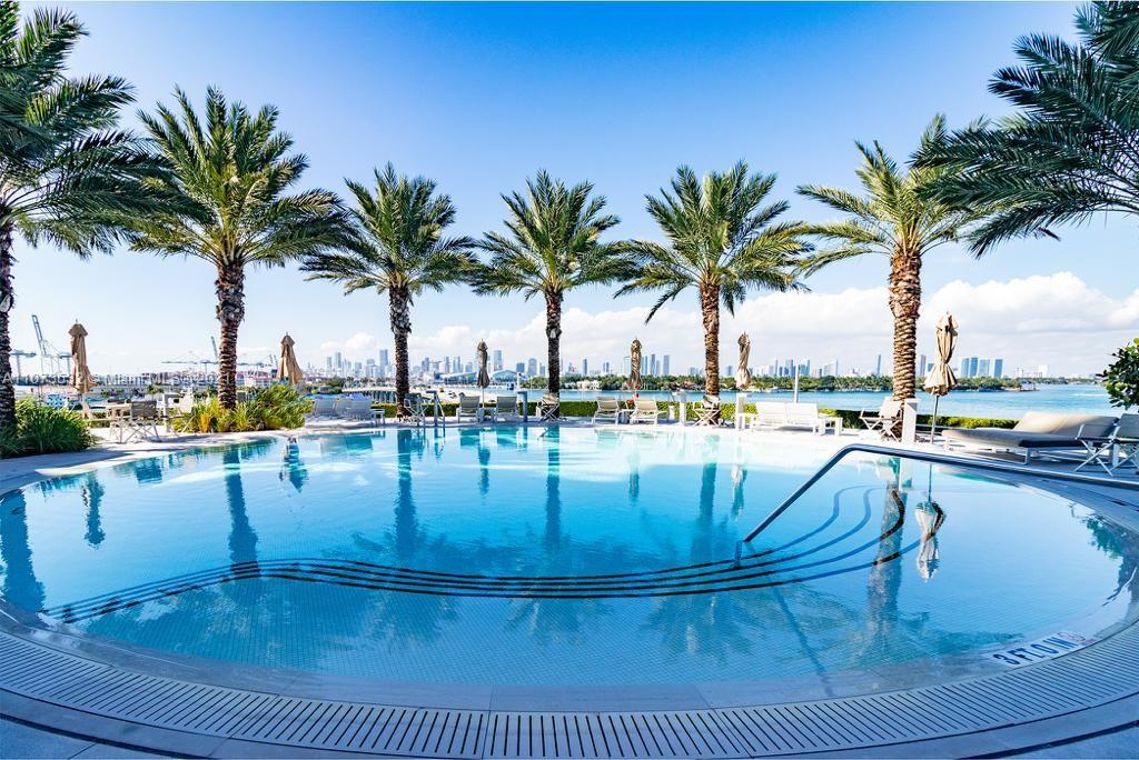 ICON CONDO - Residential