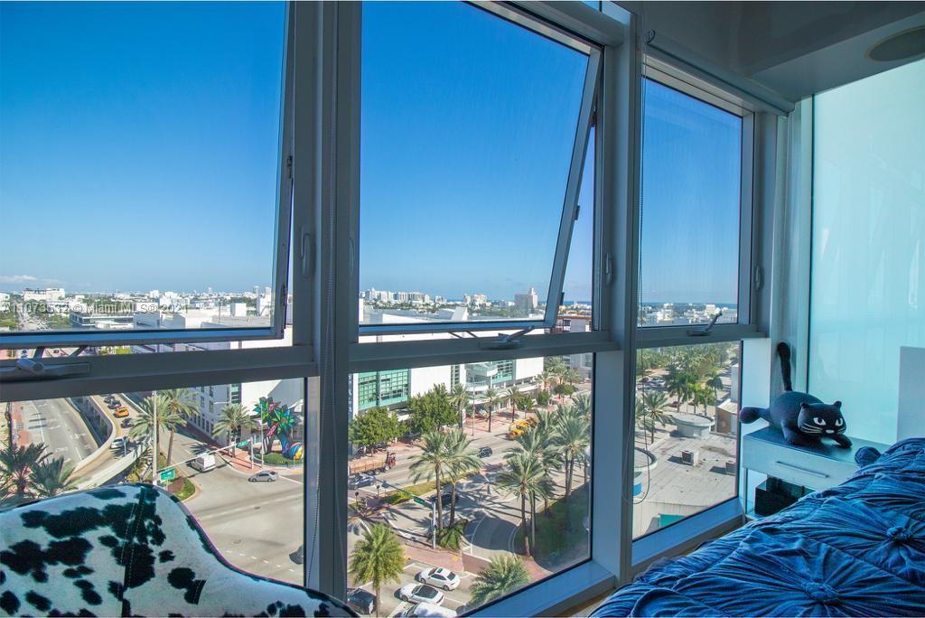 ICON CONDO - Residential