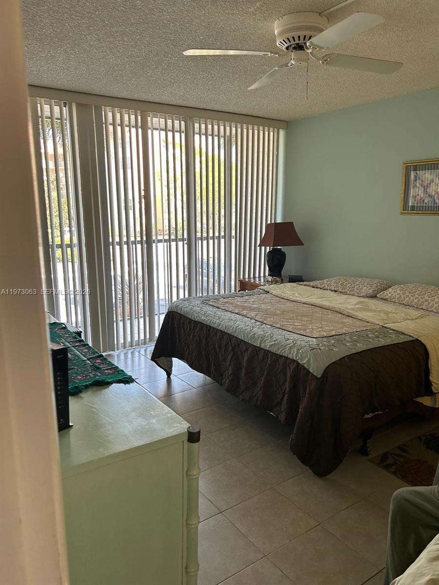 CONDOMINIUM 1 OF ENVIRON - Residential
