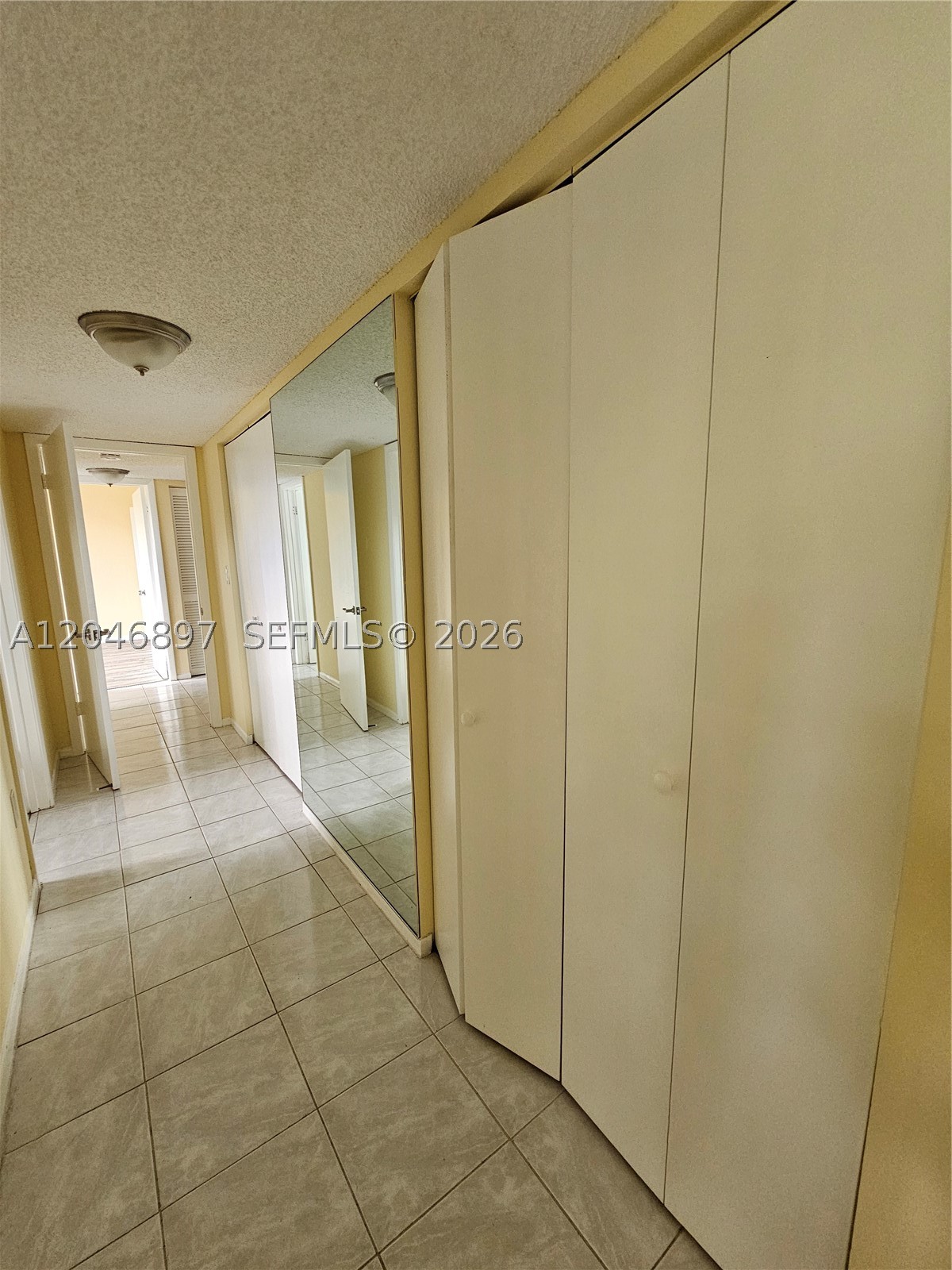 SUMMERTREE VILG CALIF CL - Residential