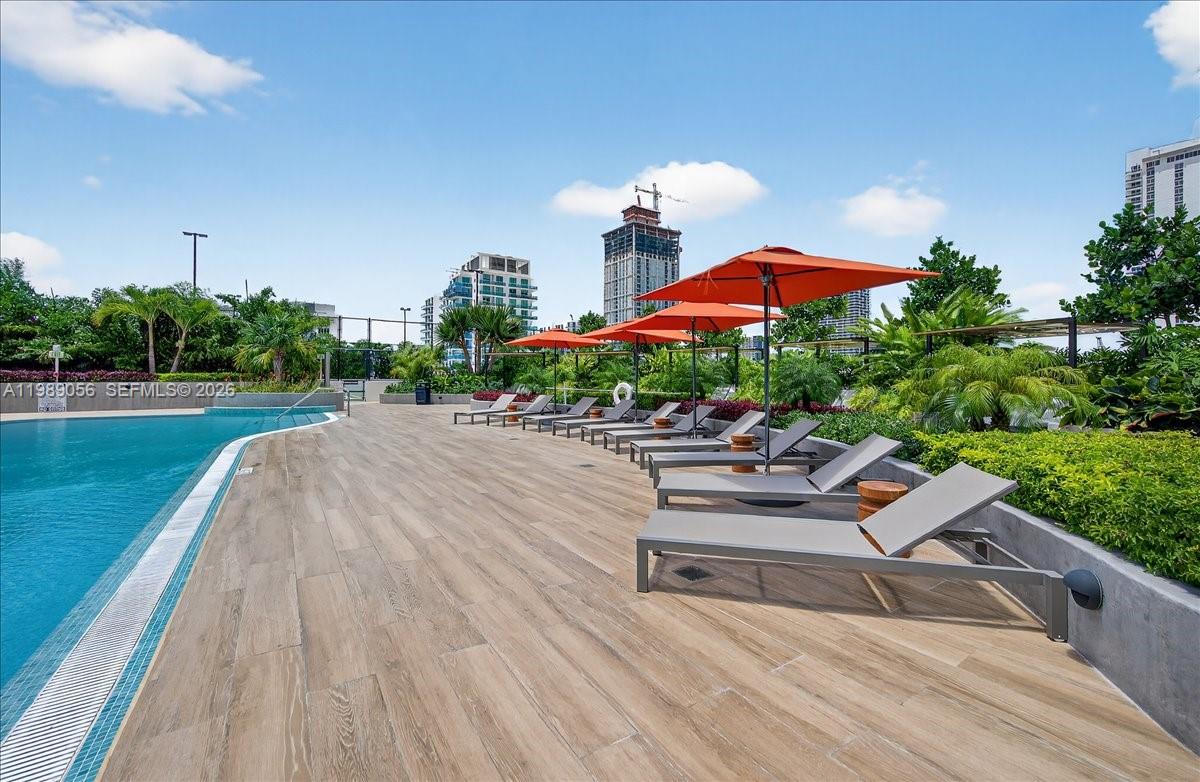 ARIA RESERVE - Residential