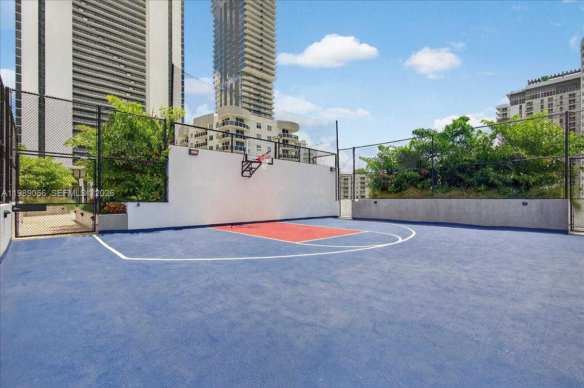 ARIA RESERVE - Residential