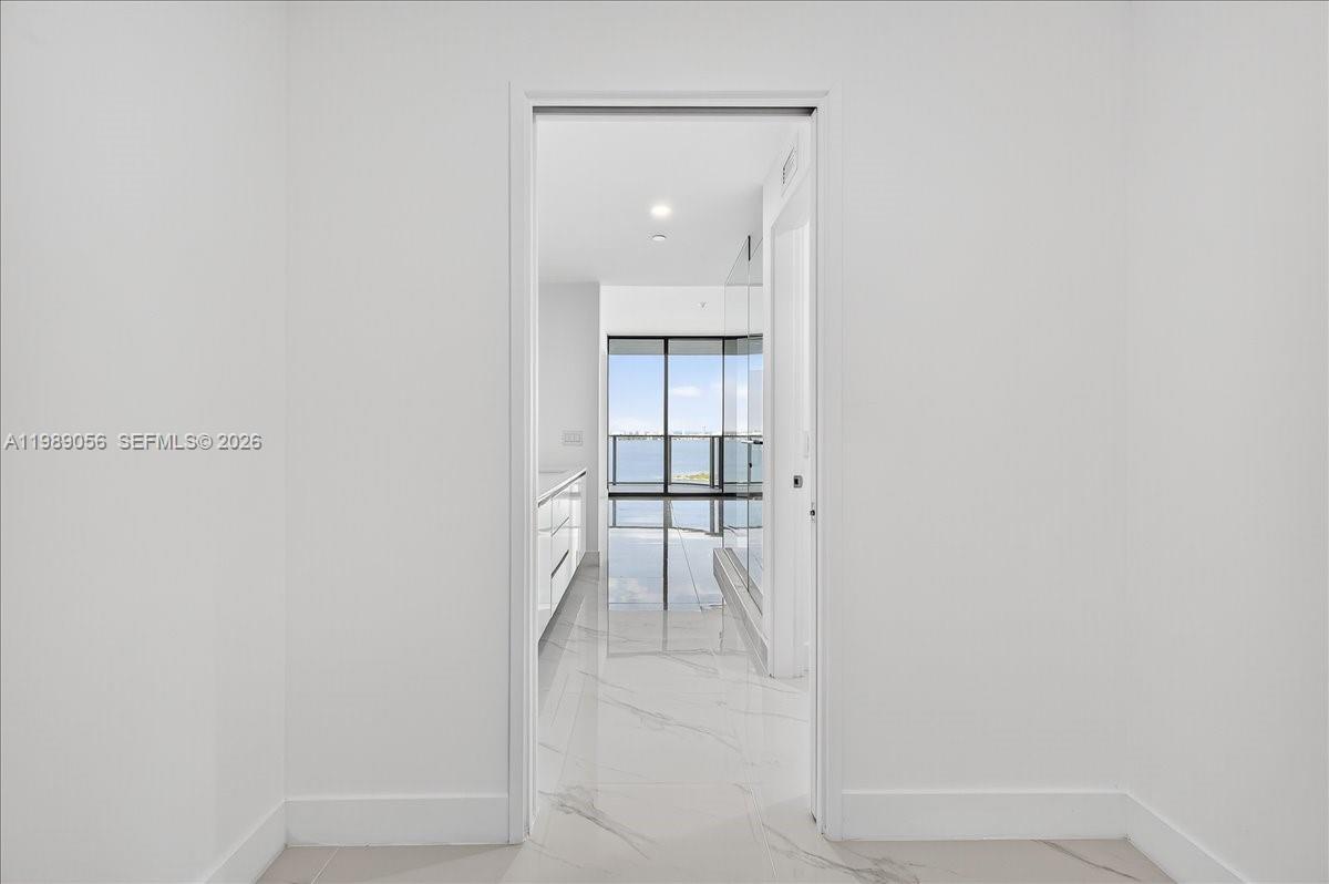 ARIA RESERVE - Residential