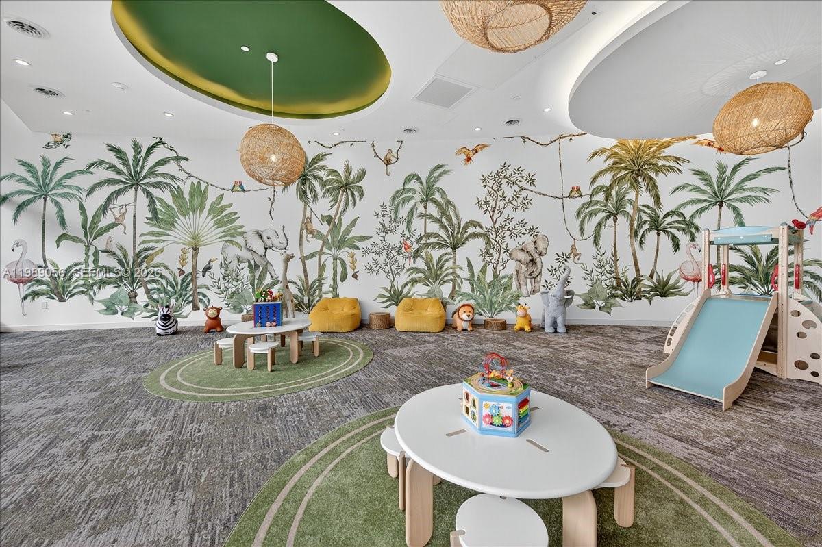 ARIA RESERVE - Residential