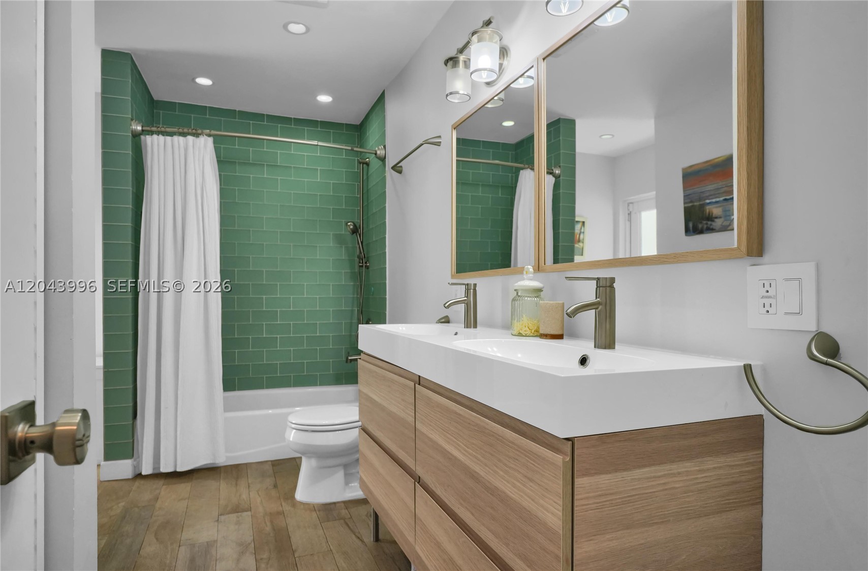 GABLES EDGE - Residential Lease