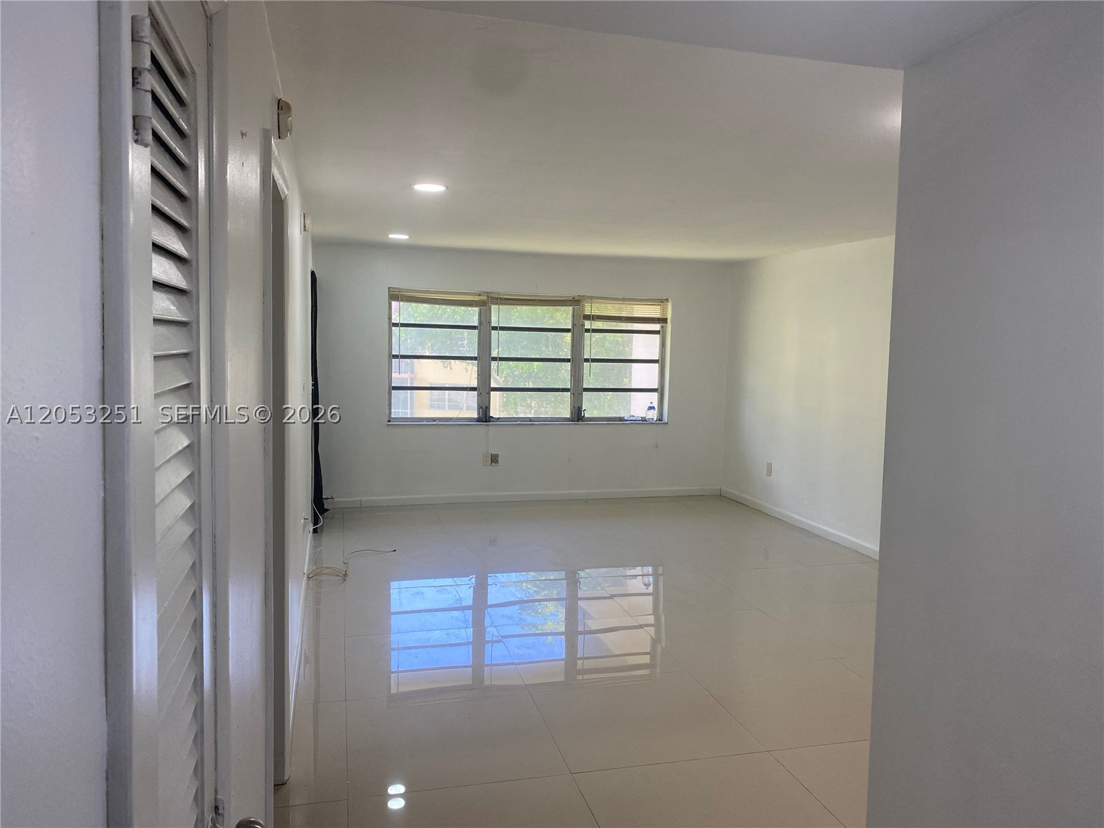 FIRST HORIZONS CONDO - Residential