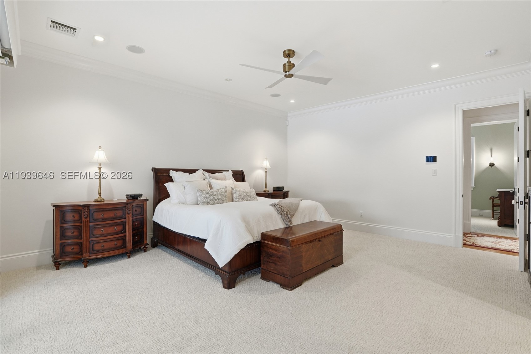 COLONIAL FARMS - Residential