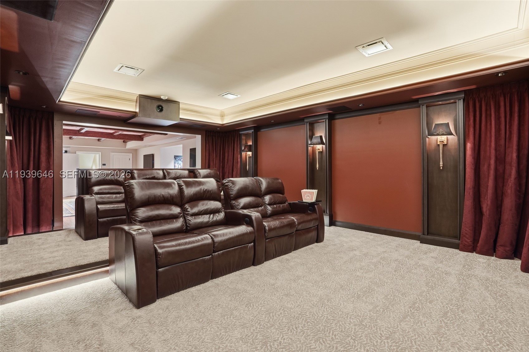 COLONIAL FARMS - Residential