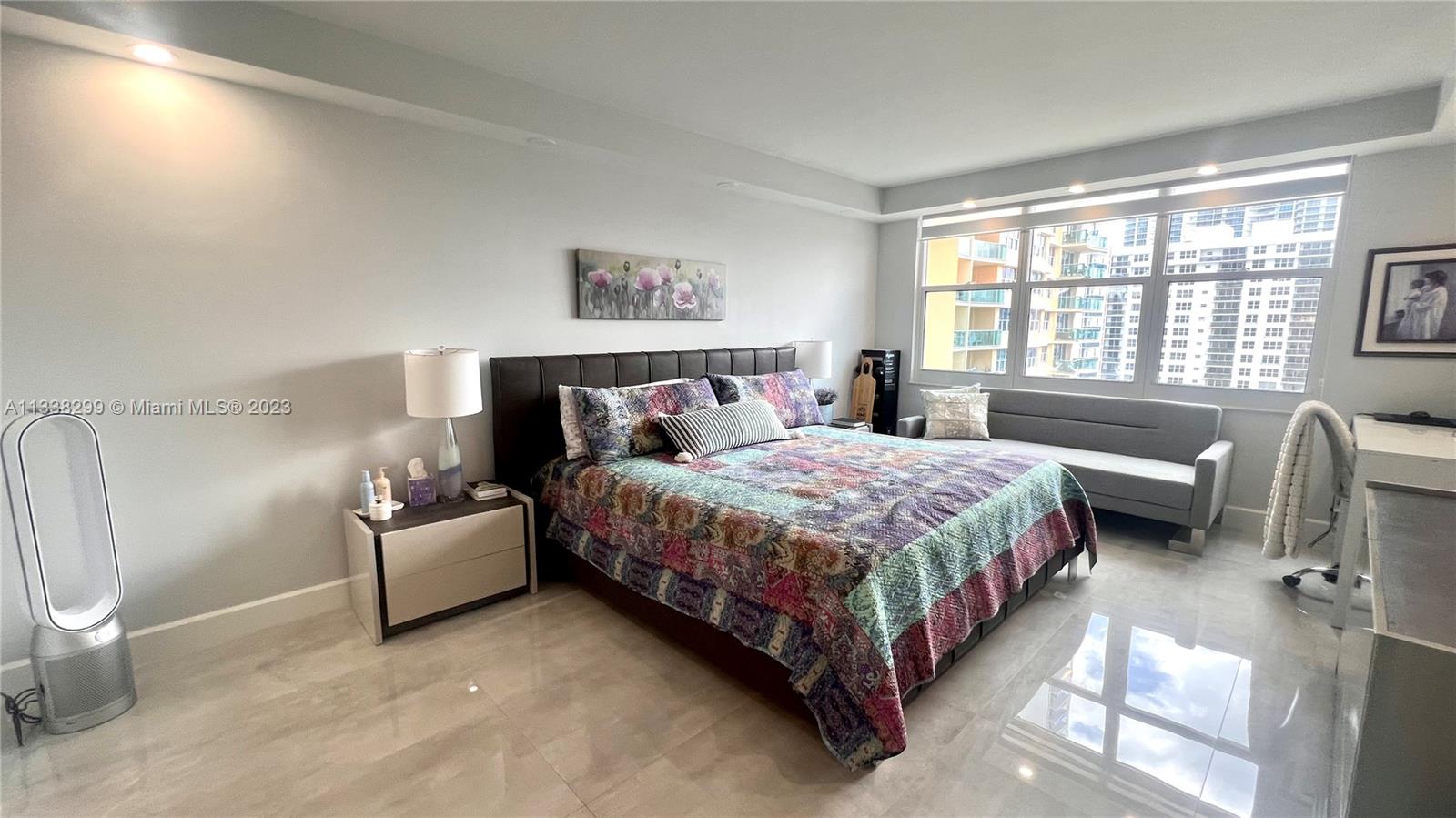 WAVE CONDO - Residential Lease