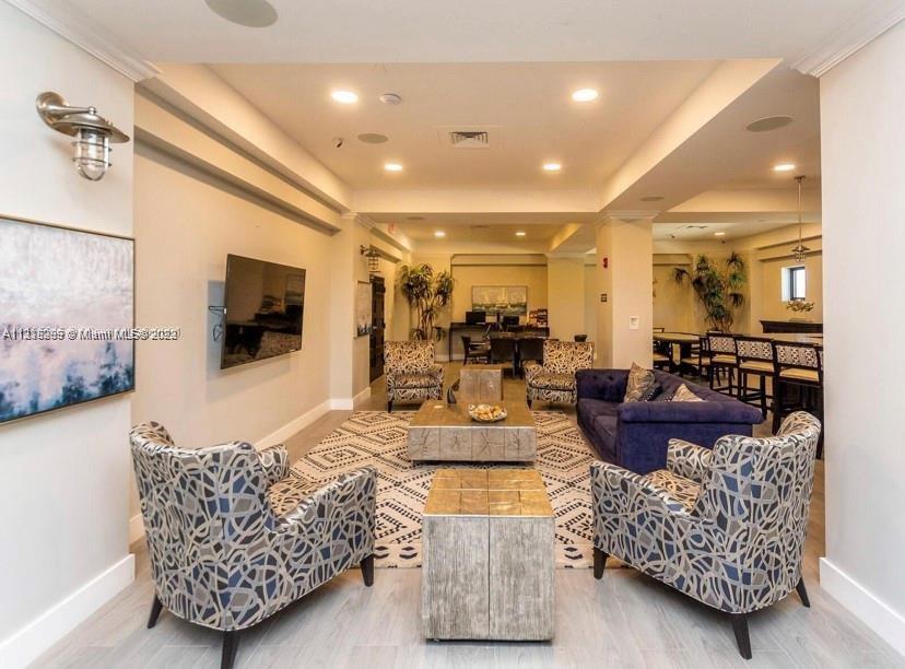 WAVE CONDO - Residential Lease