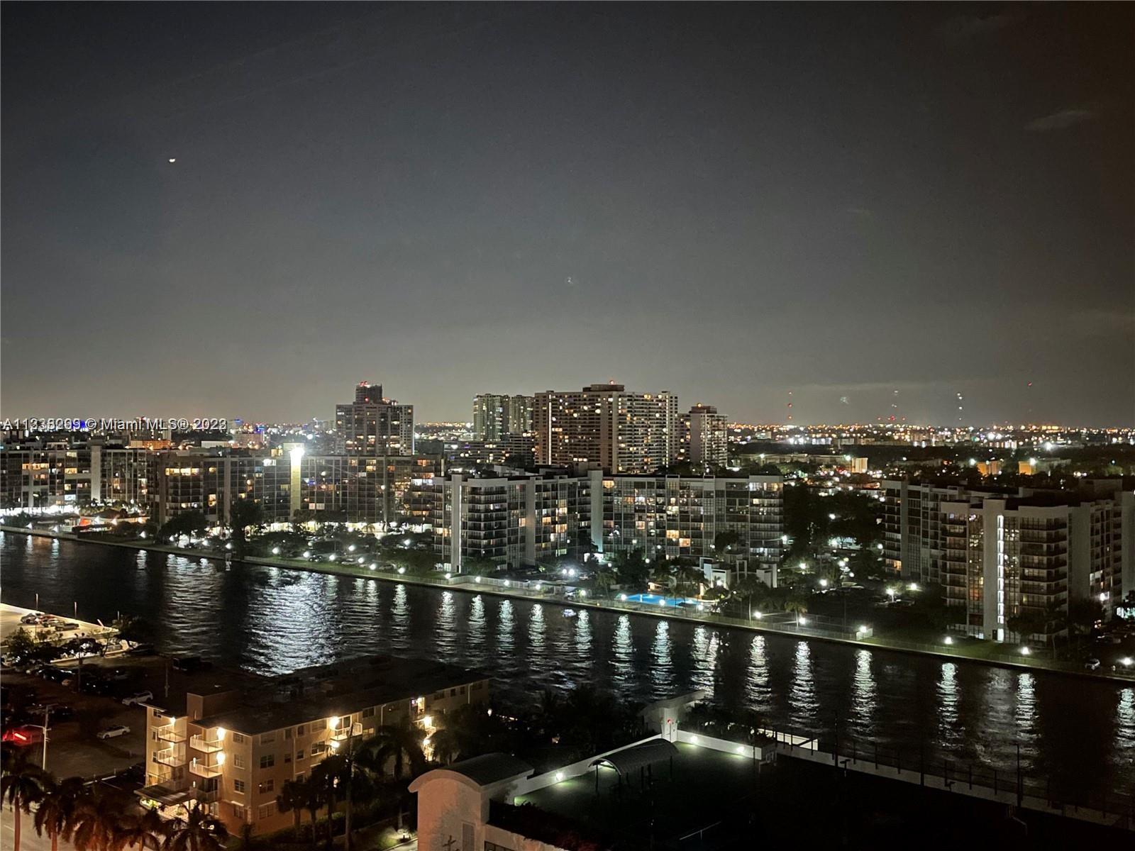 WAVE CONDO - Residential Lease