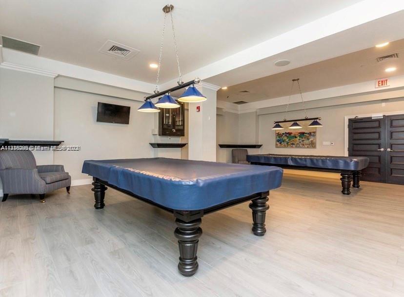 WAVE CONDO - Residential Lease