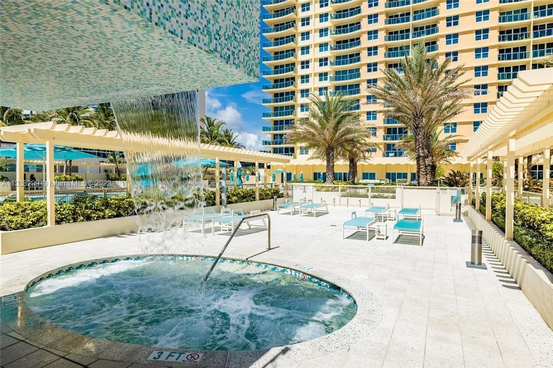 WAVE CONDO - Residential Lease