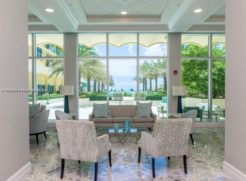 WAVE CONDO - Residential Lease