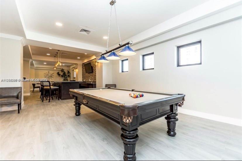 WAVE CONDO - Residential Lease