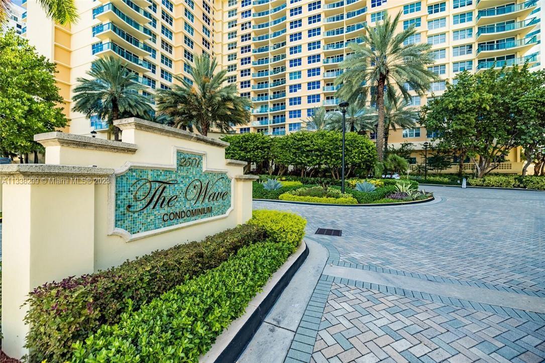 WAVE CONDO - Residential Lease