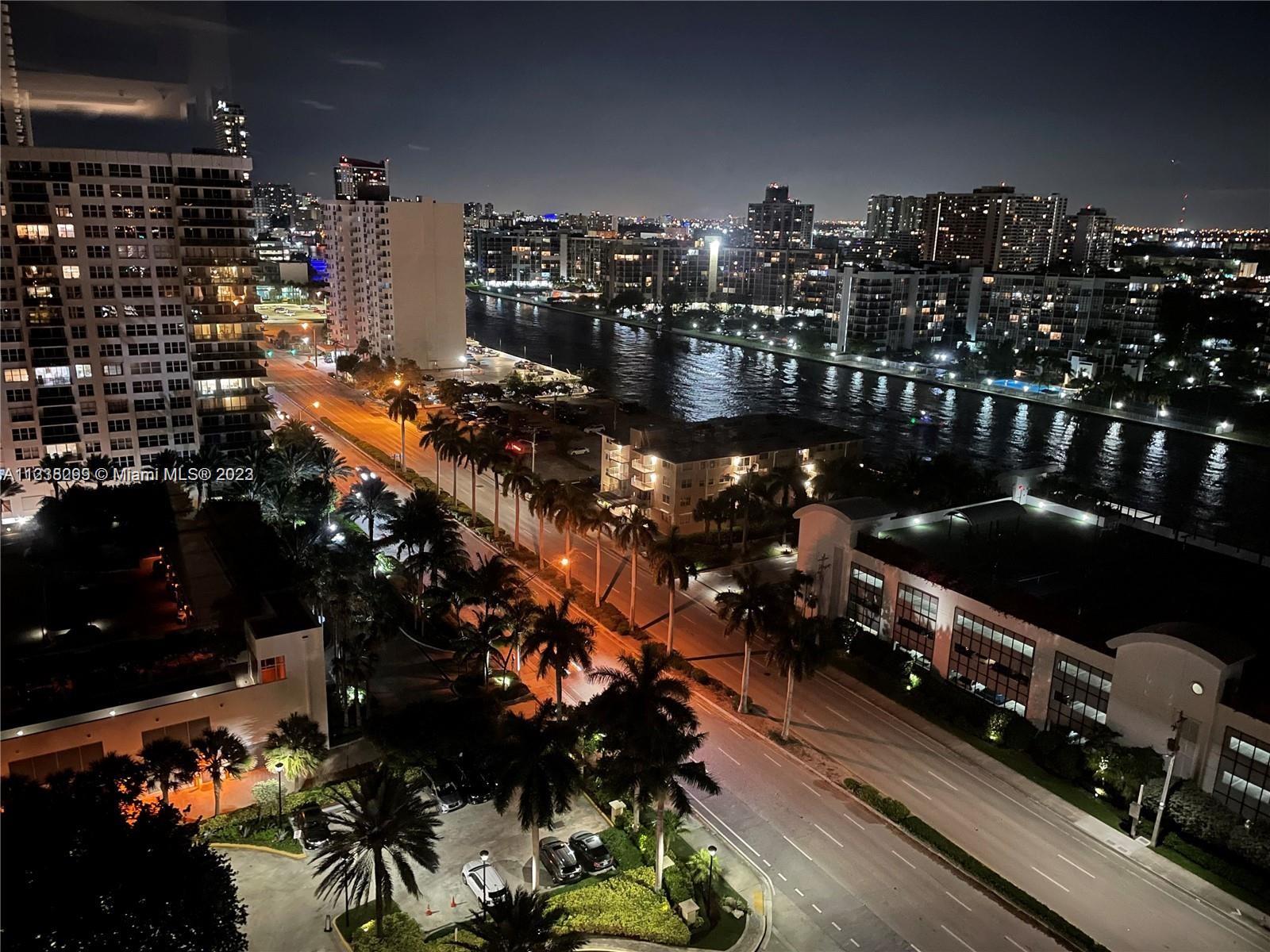 WAVE CONDO - Residential Lease