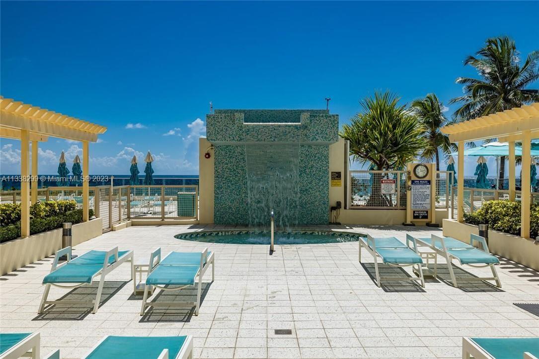 WAVE CONDO - Residential Lease
