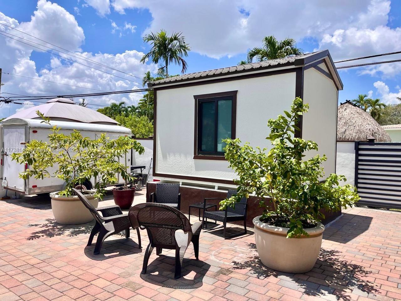 COUNTRY CLUB ESTS SEC 2 - Residential