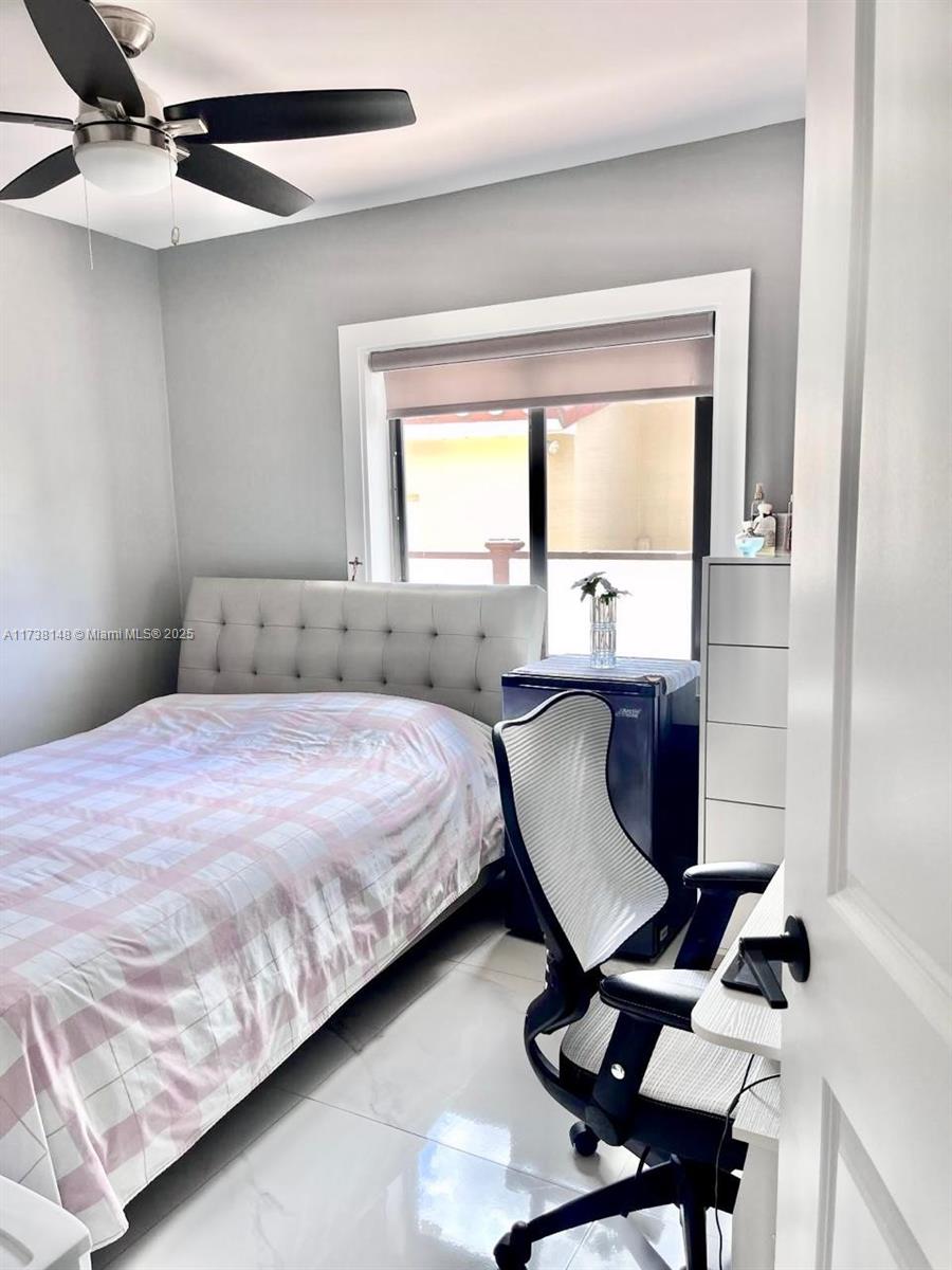 COUNTRY CLUB ESTS SEC 2 - Residential