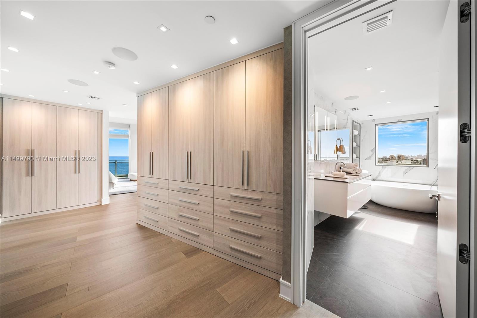 10295 COLLINS AVE RESDNTA - Residential