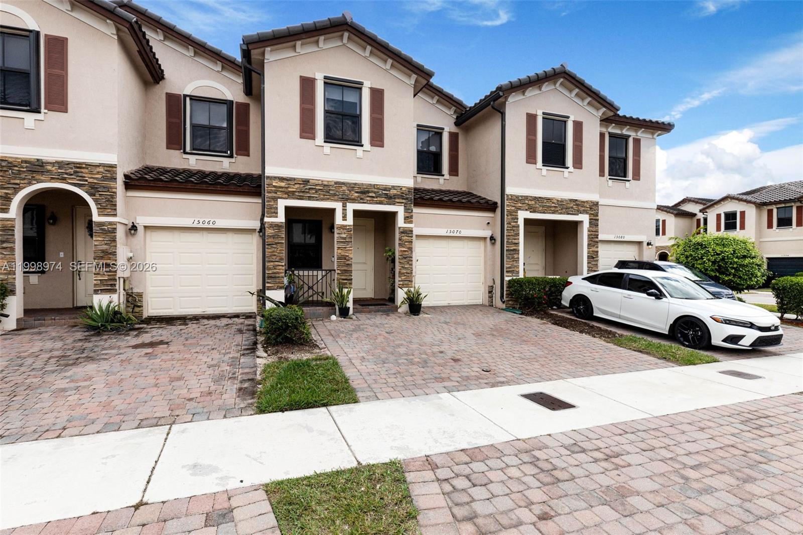 GARDEN ESTATES AT THE HAM - Residential