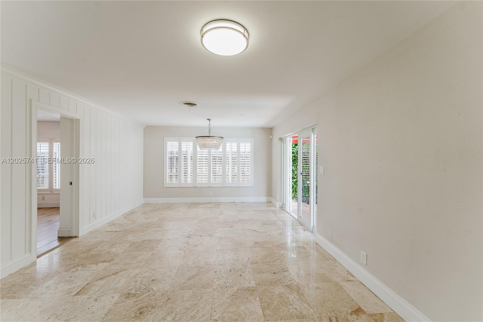 IMPERIAL POINT 2 SEC - Residential Lease