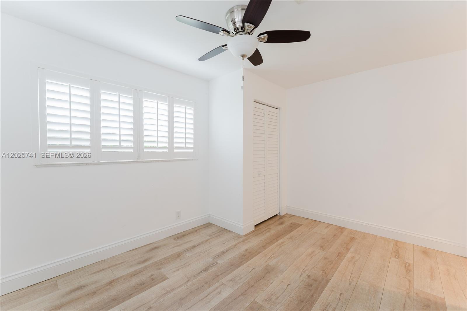 IMPERIAL POINT 2 SEC - Residential Lease