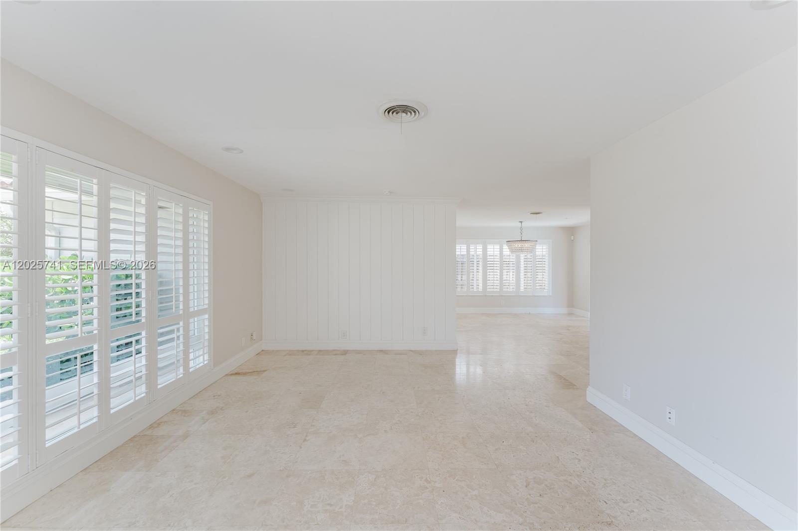 IMPERIAL POINT 2 SEC - Residential Lease