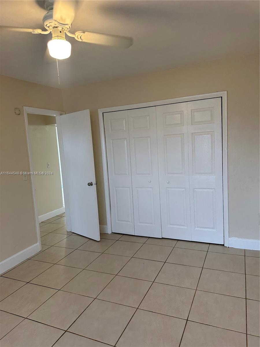TOWN OF HIALEAH FLA - Residential Lease