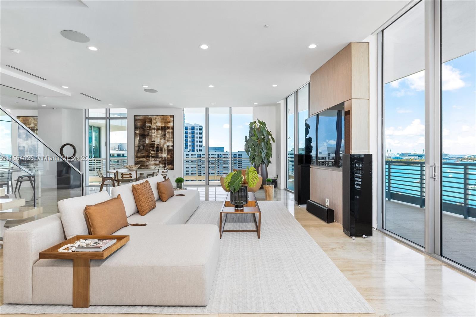 CAPRI SOUTH BEACH CONDO - Residential