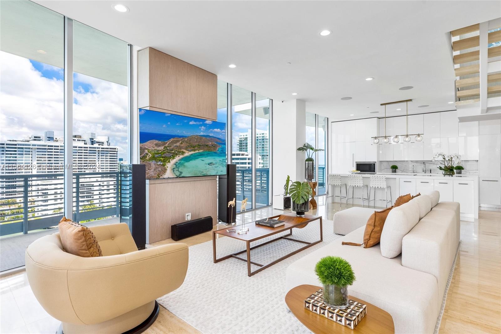 CAPRI SOUTH BEACH CONDO - Residential