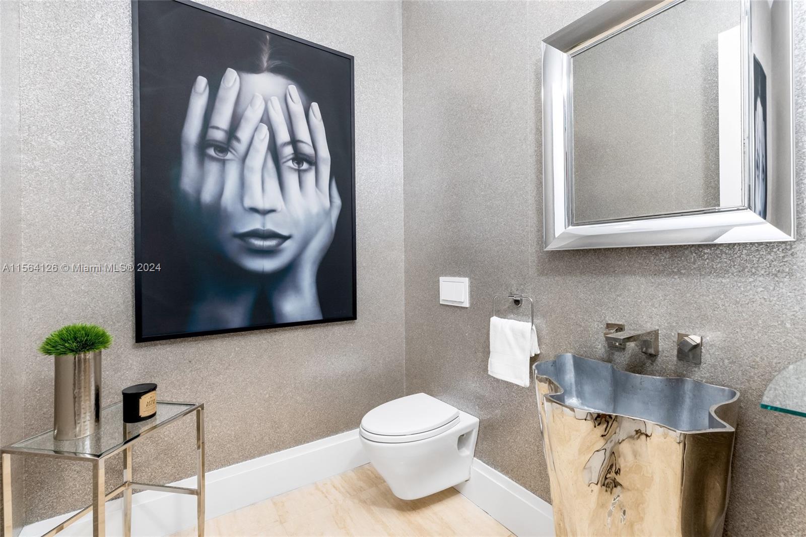 CAPRI SOUTH BEACH CONDO - Residential