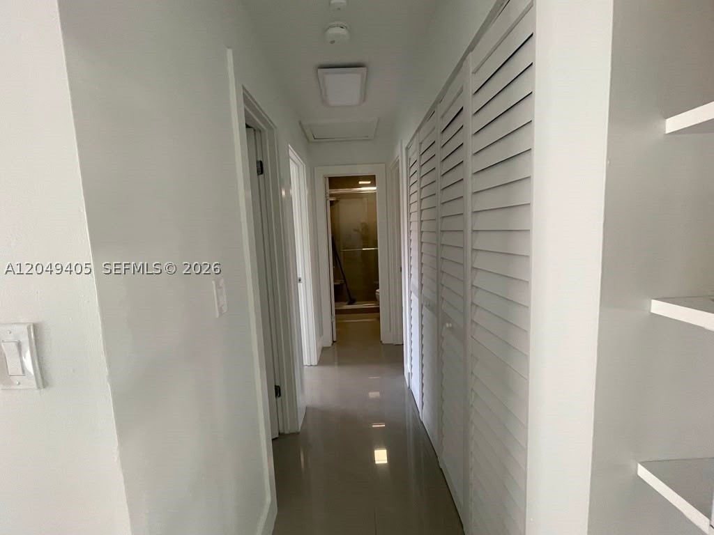 VILLAS OF MADEIRA SEC 1, - Residential Lease