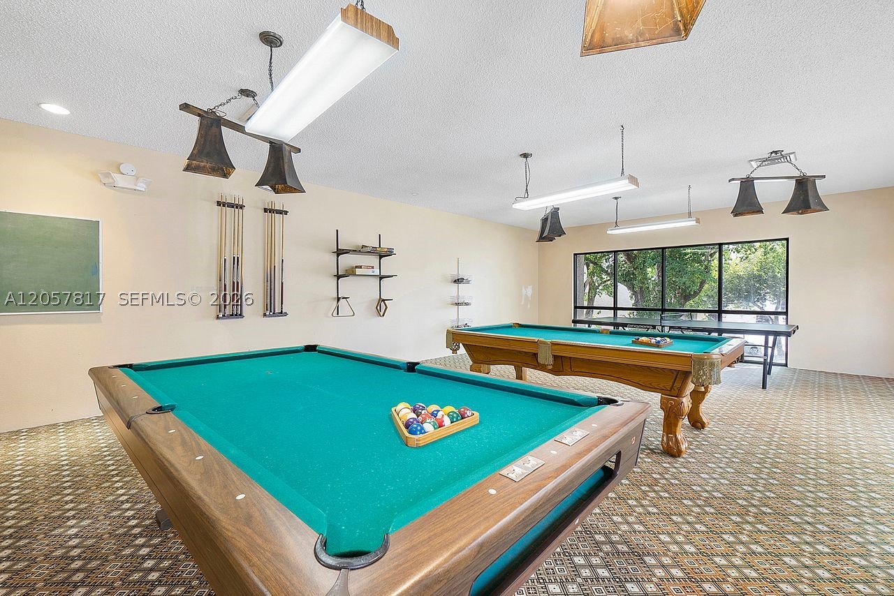 PLANTATION CLUB D CONDO - Residential