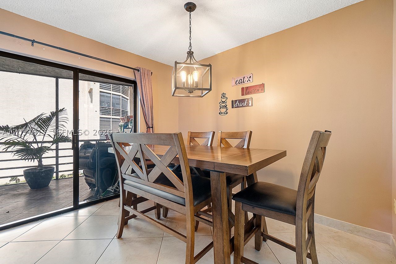 PLANTATION CLUB D CONDO - Residential