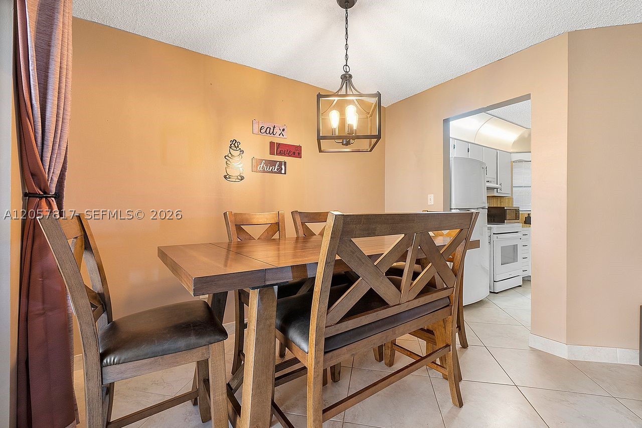 PLANTATION CLUB D CONDO - Residential