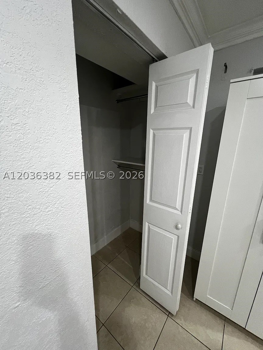 PALM LAKES SEC 3 - Residential