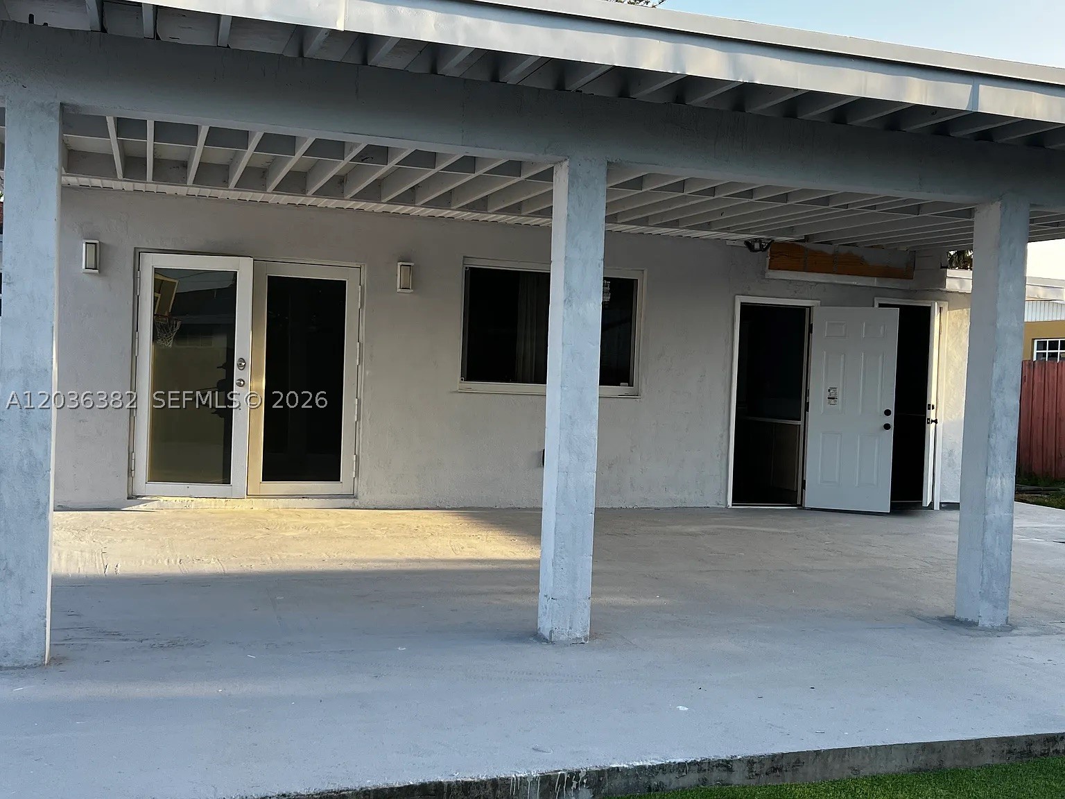 PALM LAKES SEC 3 - Residential