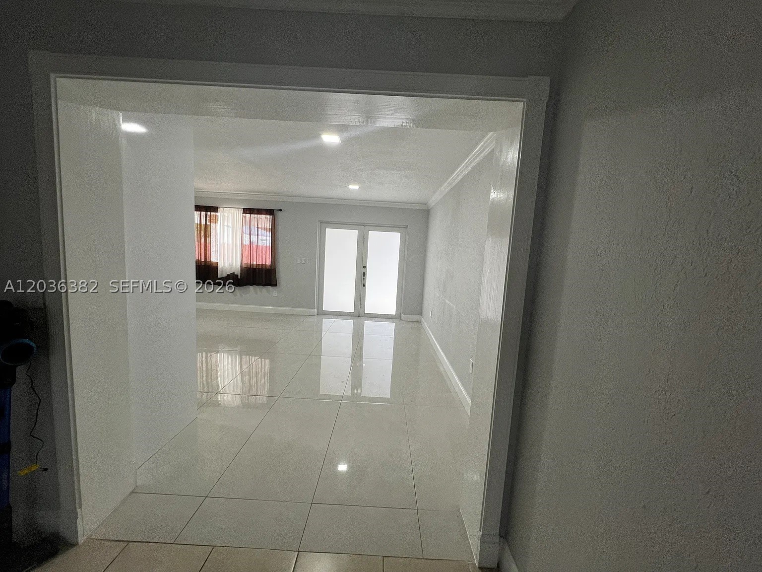 PALM LAKES SEC 3 - Residential